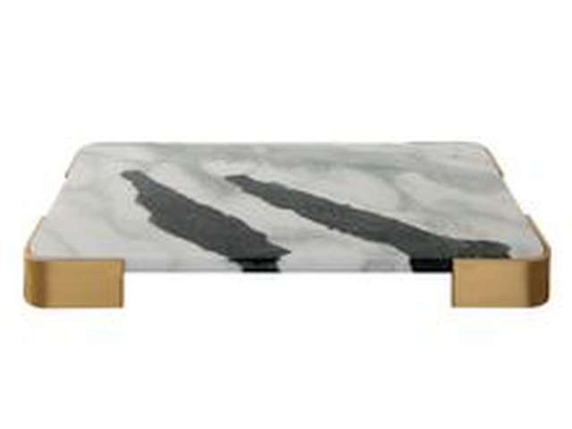 Elevated Tray Plateau