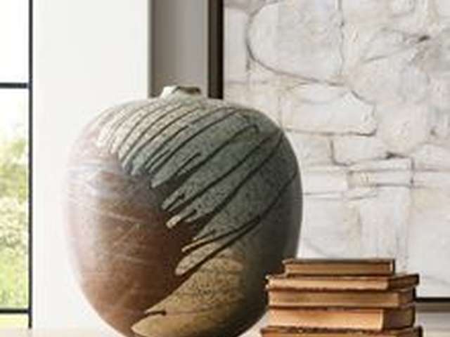 Creation Vase