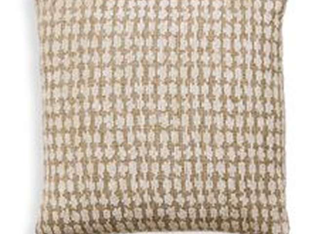 Cotton Patch Pillow Snow